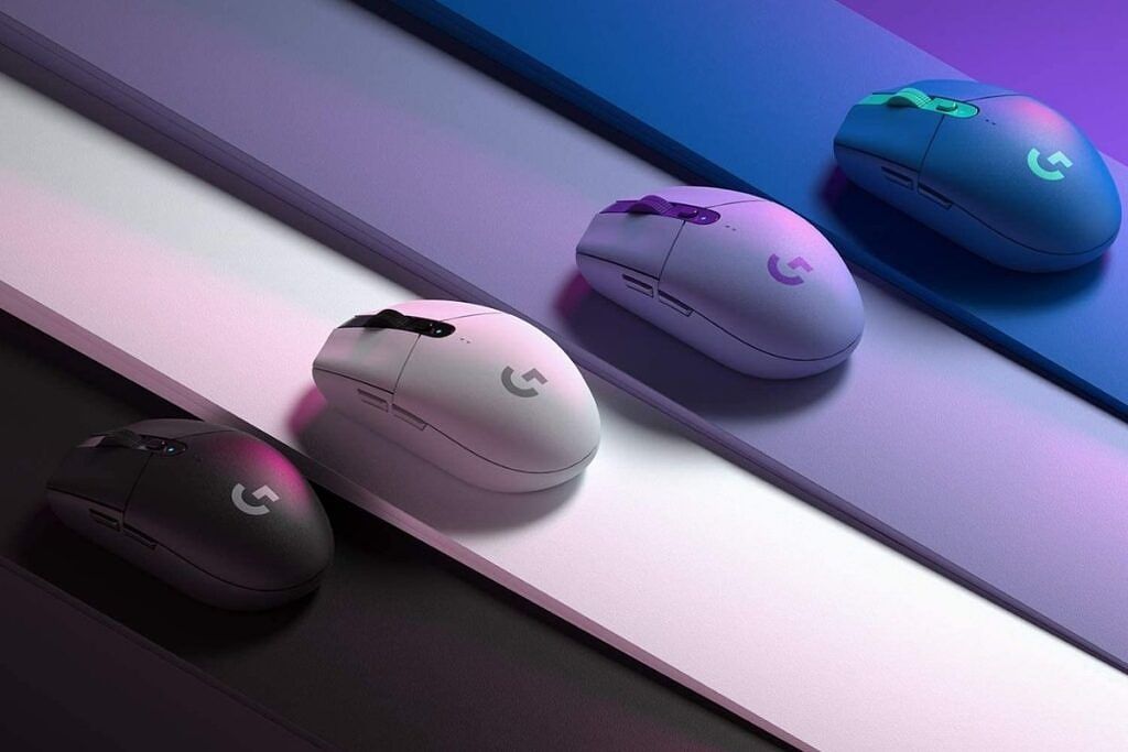 Logitech G305 Lightspeed gaming mouse in different colors